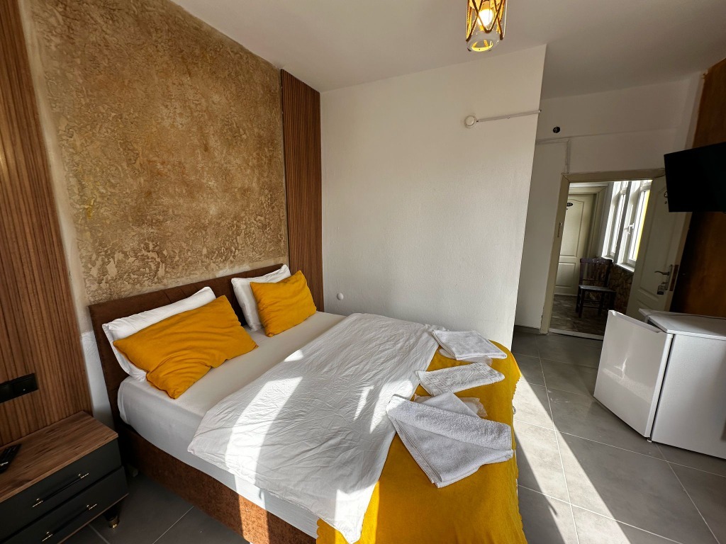 Çift kişilik ve tek kişilik Standart Odalsrımız